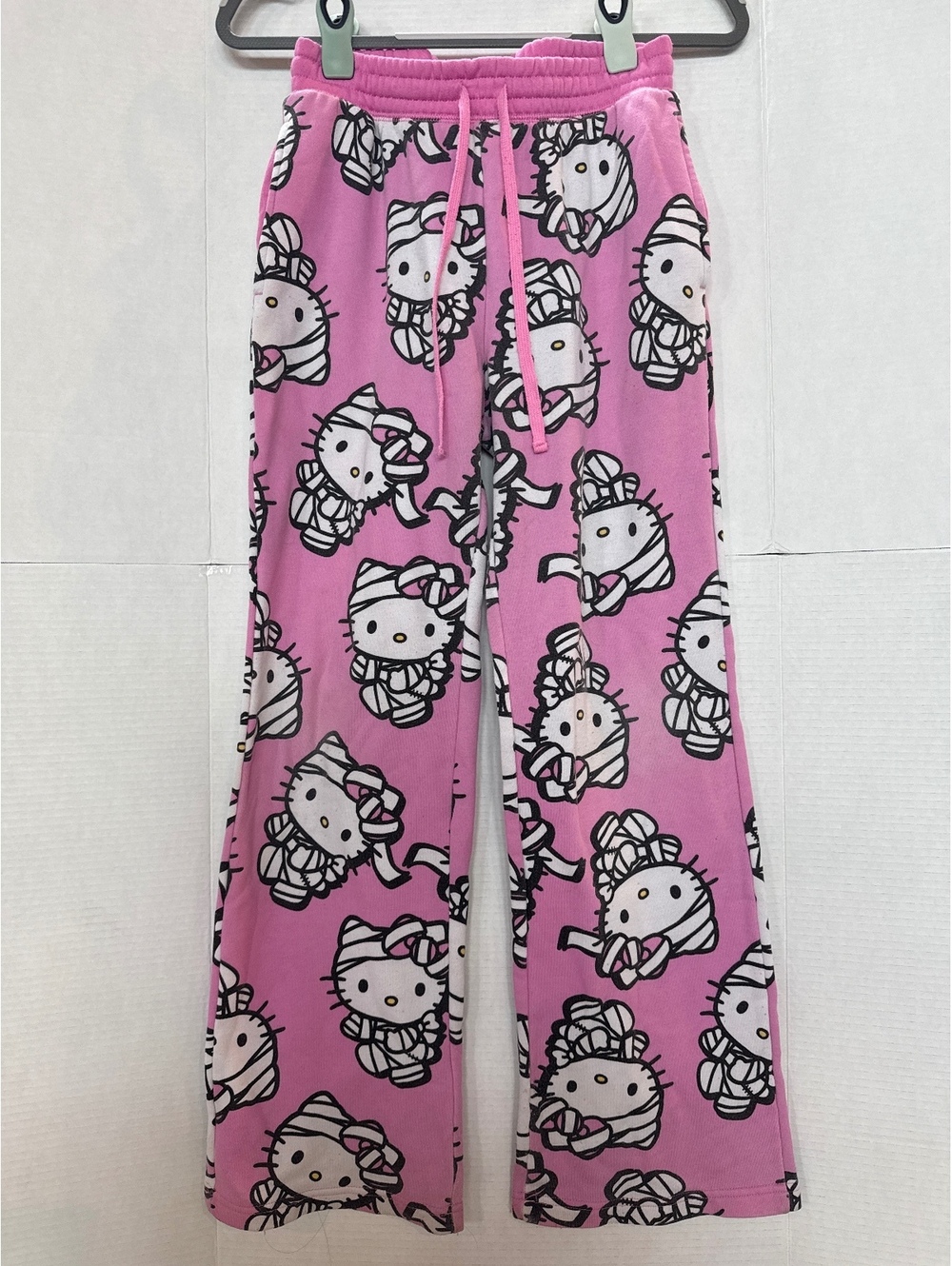 Hello Kitty Pink Lounge Pants with Character Print XS (0-2)